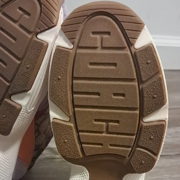 Coach Sneakers Women Size 7 New Never Worn (Nice) - Picture 10 of 16